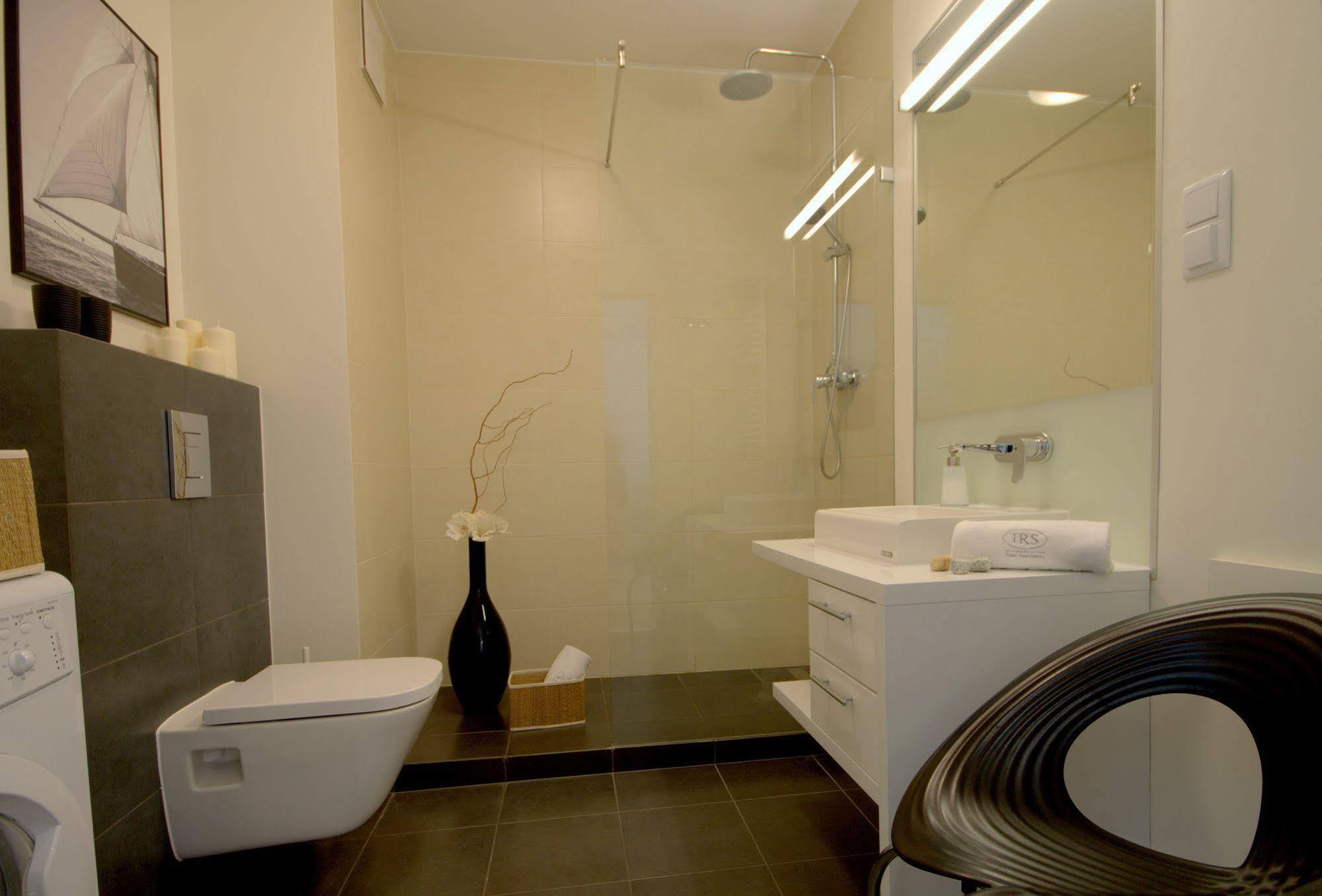 Irs Royal Apartments Apartamenty Irs Trzy Zagle غدانسك المظهر الخارجي الصورة