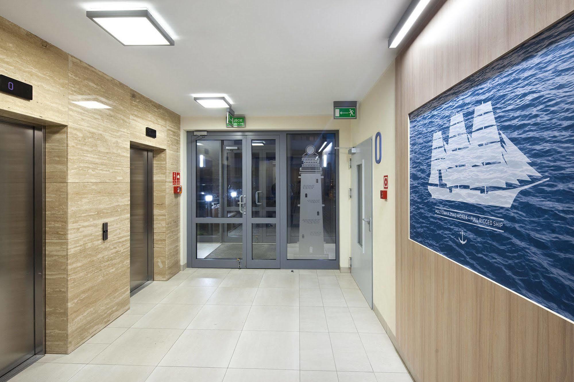 Irs Royal Apartments Apartamenty Irs Trzy Zagle غدانسك المظهر الخارجي الصورة